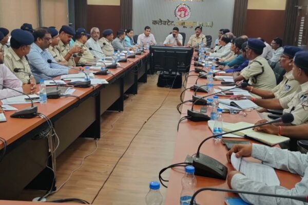 आदर्श आचरण संहिता के संबंध में राजस्व, पुलिस तथा विकास विभागों के अधिकारियों को दिया गया विस्तृत प्रशिक्षण, रिपोर्ट -राजेश शिवहरे