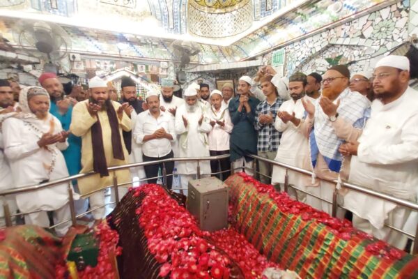 सरकार बांसा के आस्ताने से कोई खाली हाथ नहीं लौटता : उमर अहमद